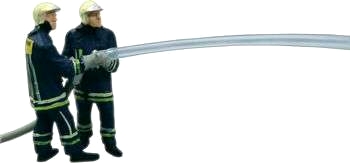 H0 brandmän mitt i släckningsarbetet
